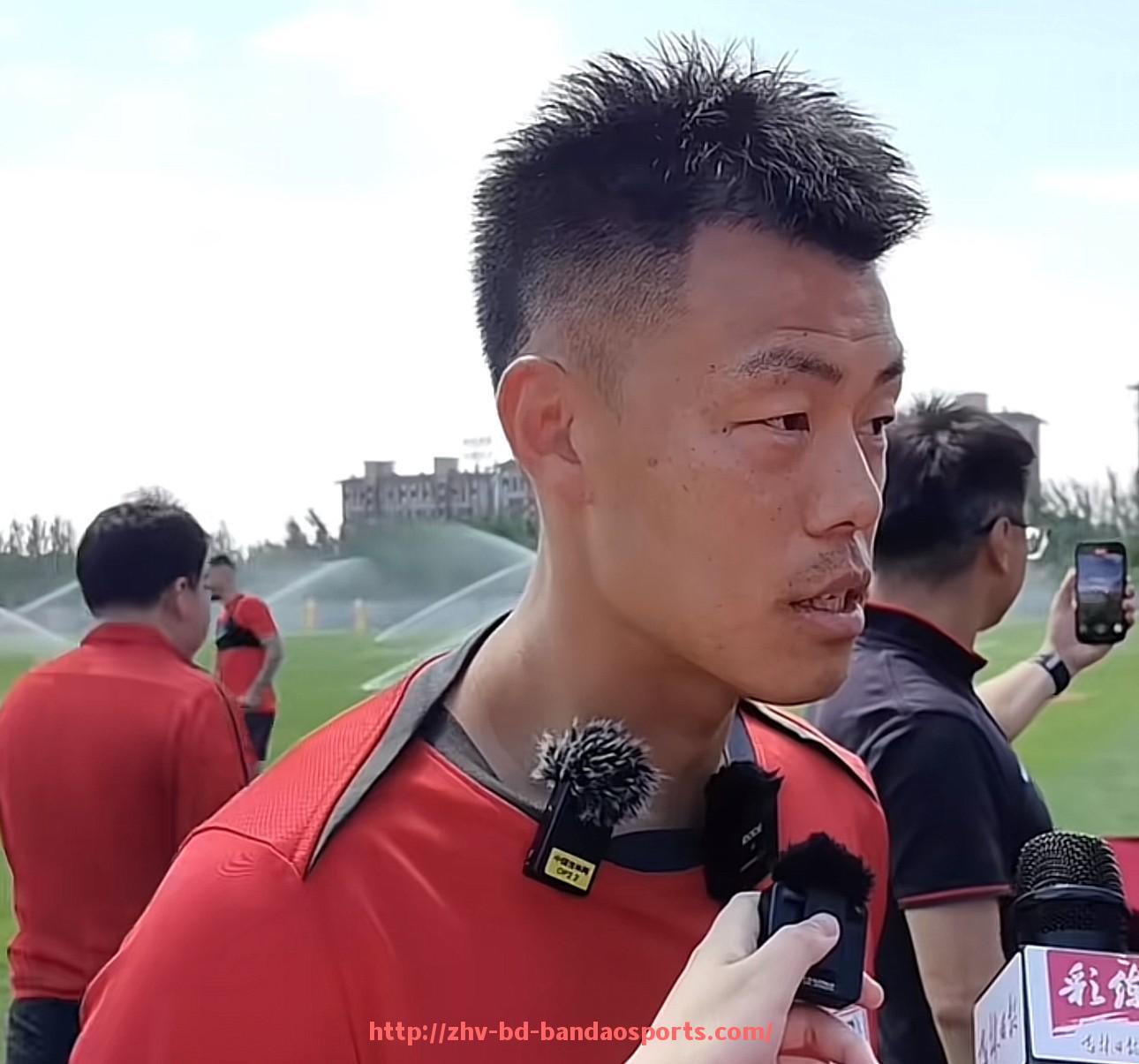 半岛体育-世俱杯历史上单场最多被射门次数球队盘点与防守问题剖析