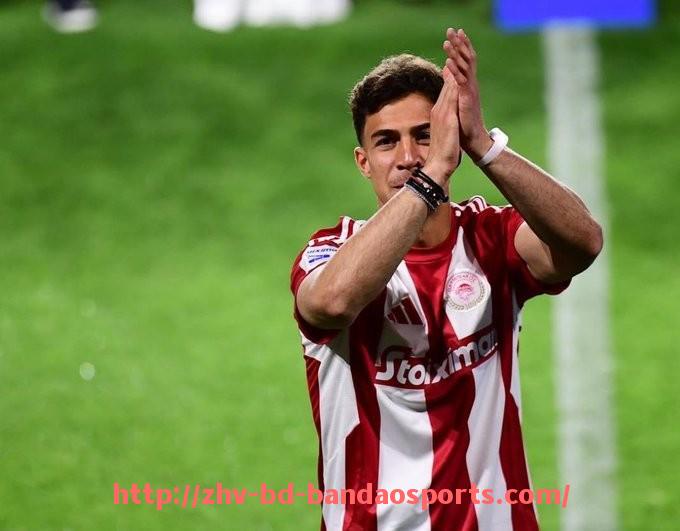 半岛体育-英超球员最高周薪纪录保持者及其薪资结构